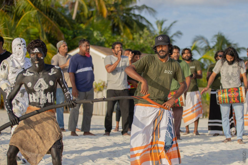 ސަން ސިޔާމް ވިލުރީފްގައި އަޟުހާ އީދު ފާހަގަކުރުމަށް ކުރިއަށްގެންދިޔަ ހަރަކާތްތަކުގެ ތެރެއިން --- ސަން ފޮޓޯ