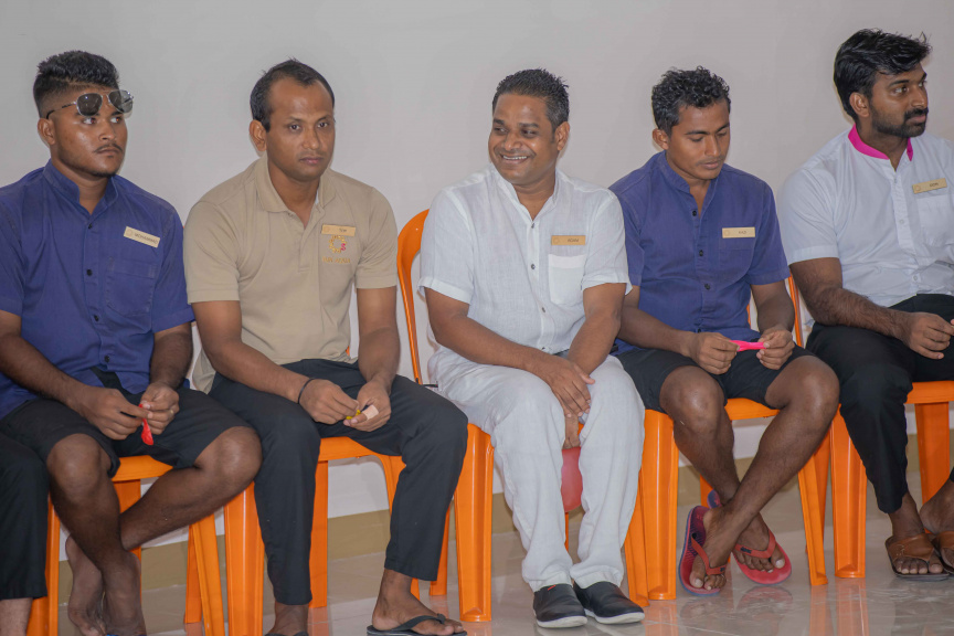 ދުނިޔޭގެ ޒުވާނުންގެ ދުވަސް ފާހަގަކުރަން ސަން ސިޔާމް ވިލުރީފުގައި ބޭއްވި ހަރަކާތްތަކުގެ ތެރެއިން -- ސަން ފޮޓޯ