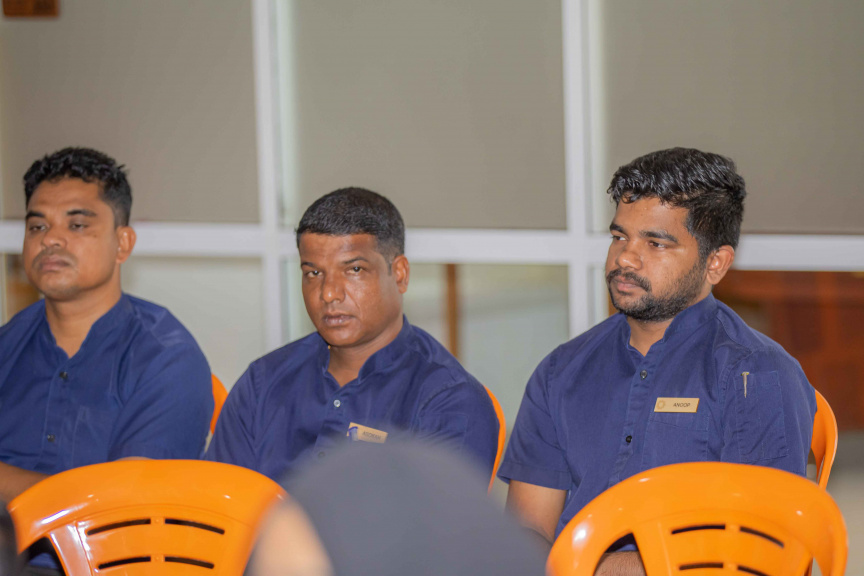 ދުނިޔޭގެ ޒުވާނުންގެ ދުވަސް ފާހަގަކުރަން ސަން ސިޔާމް ވިލުރީފުގައި ބޭއްވި ހަރަކާތްތަކުގެ ތެރެއިން -- ސަން ފޮޓޯ