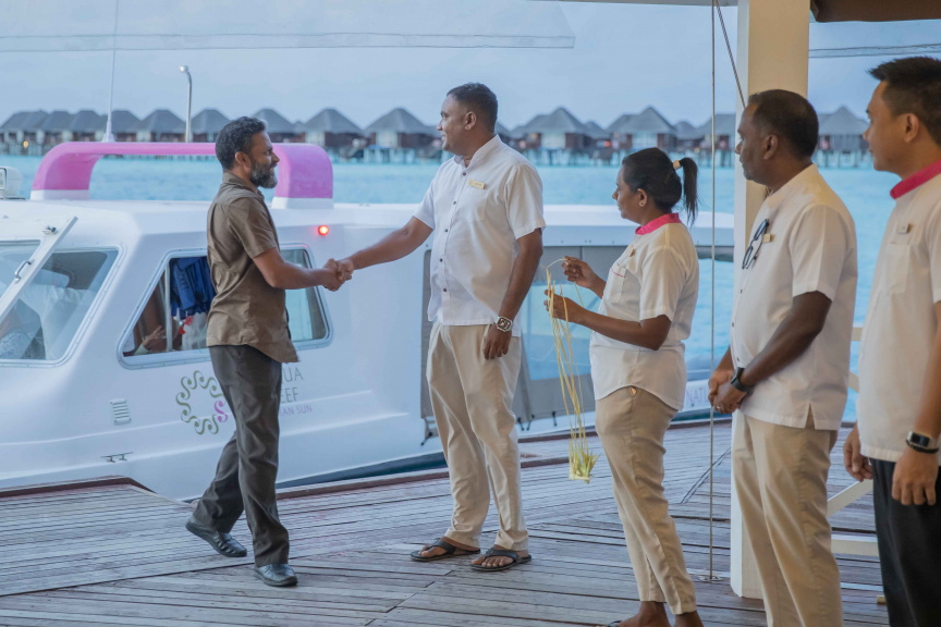 ދުނިޔޭގެ ޒުވާނުންގެ ދުވަސް ފާހަގަކުރަން ސަން ސިޔާމް ވިލުރީފުގައި ބޭއްވި ހަރަކާތްތަކުގެ ތެރެއިން -- ސަން ފޮޓޯ