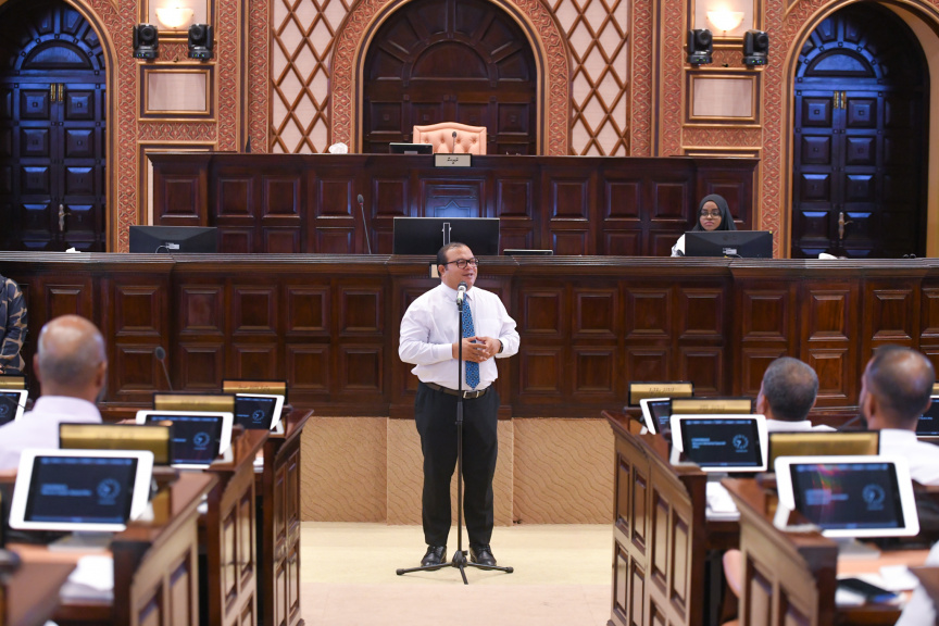 ވިހިވަނަ މަޖިލީހުގެ މެންބަރުން: އާ މެންބަރުންނަށް ބޭއްވި ސެޝަންގައި އަސްލަމް ވާހަކަދައްކަވަނީ -- ފޮޓޯ/ މަޖިލިސް 