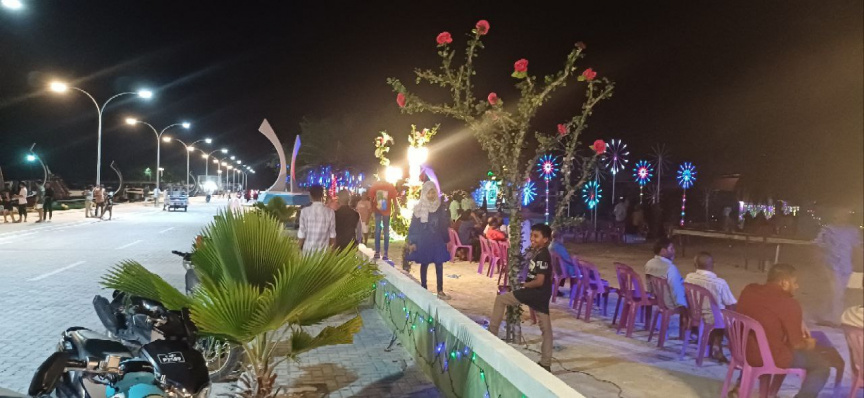 ރ. މީދޫ ޢީދަށް ތައްޔާރުވަނީ: ގިނަ ހަރަކާތްތަކެއް ވަނީ ރާވާފައި -- ސަން ފޮޓޯ/ އިބްރާހިމް މޫސާ