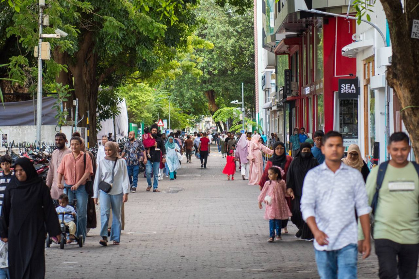 ބޮޑުއީދު 2025 ފާހަގަކުރުމަށް މާލޭގައި ކުރިއަށްދިޔަ ބައެއް ހަރަކާތްތަކުގެ ތެރެއިން -- ސަން ފޮޓޯ/ މޫސާ ނަދީމް