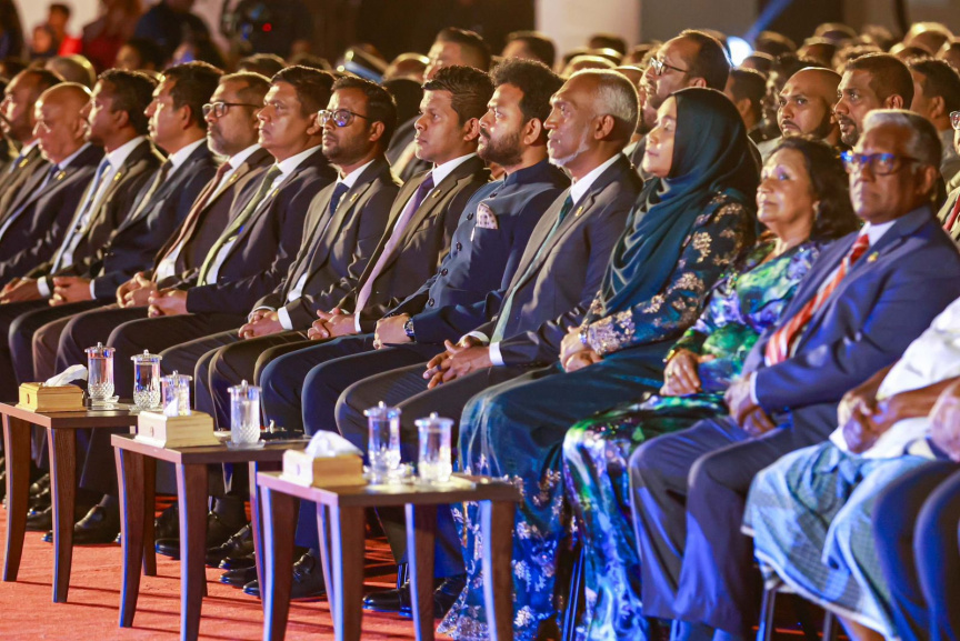 ހަނިމާދޫ އެއާޕޯޓް ހުޅުވުމުގެ ރަސްމިއްޔާތުގެ ތެރެއިން -- ފޮޓޯ/ އެމްއޭސީއެލް 